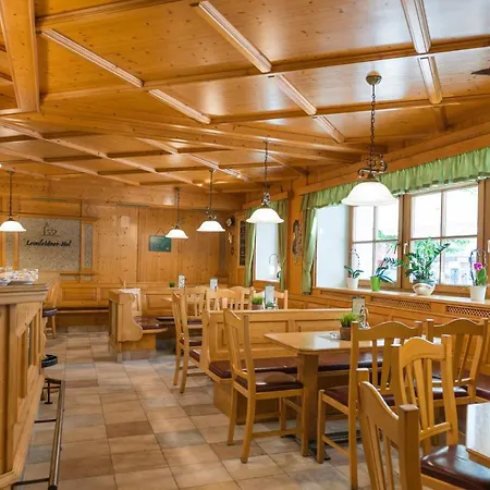 Guest house Leonfeldner-hof