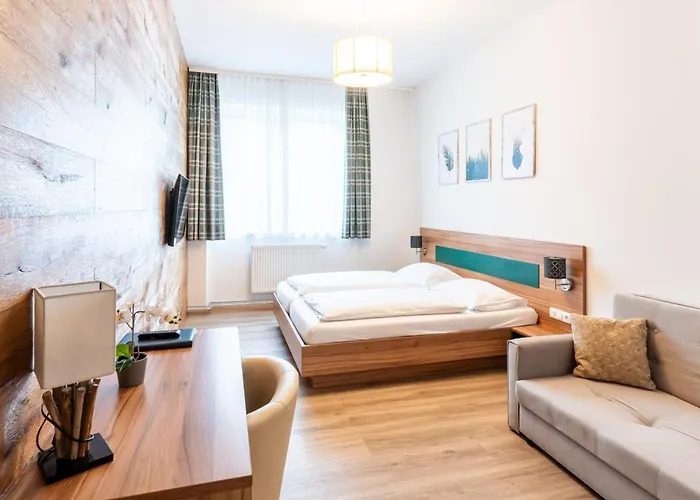 Gasthuis Leonfeldner-hof 3*